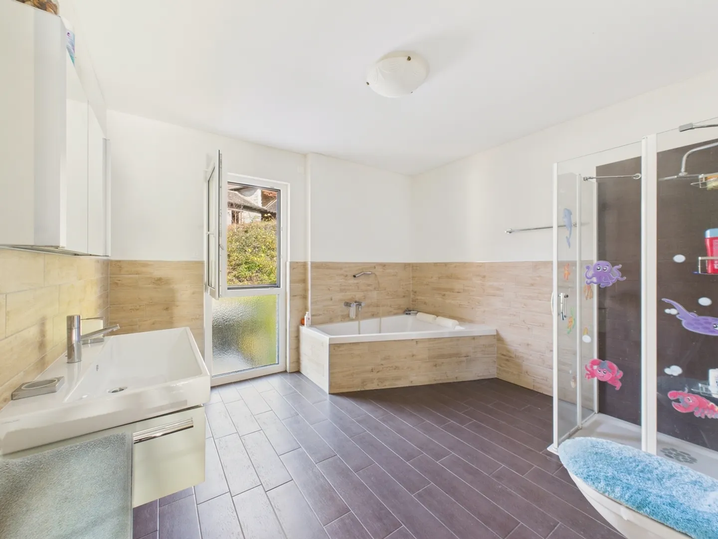 Villa charmante à Blenio – design moderne et espaces généreux dans un cadre pittoresque - Photo 12 sur 13