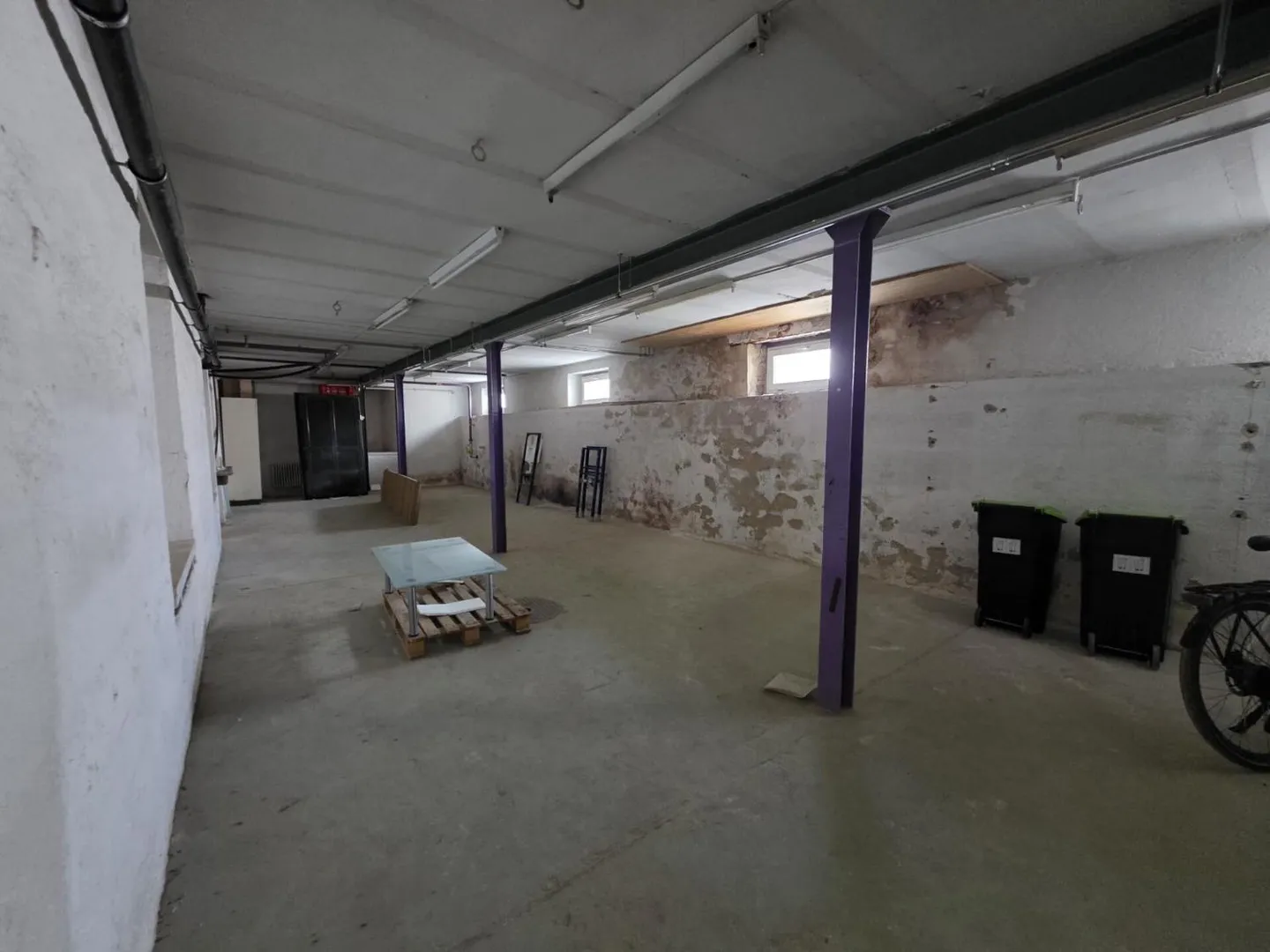 Warehouse - Photo 2 of 6