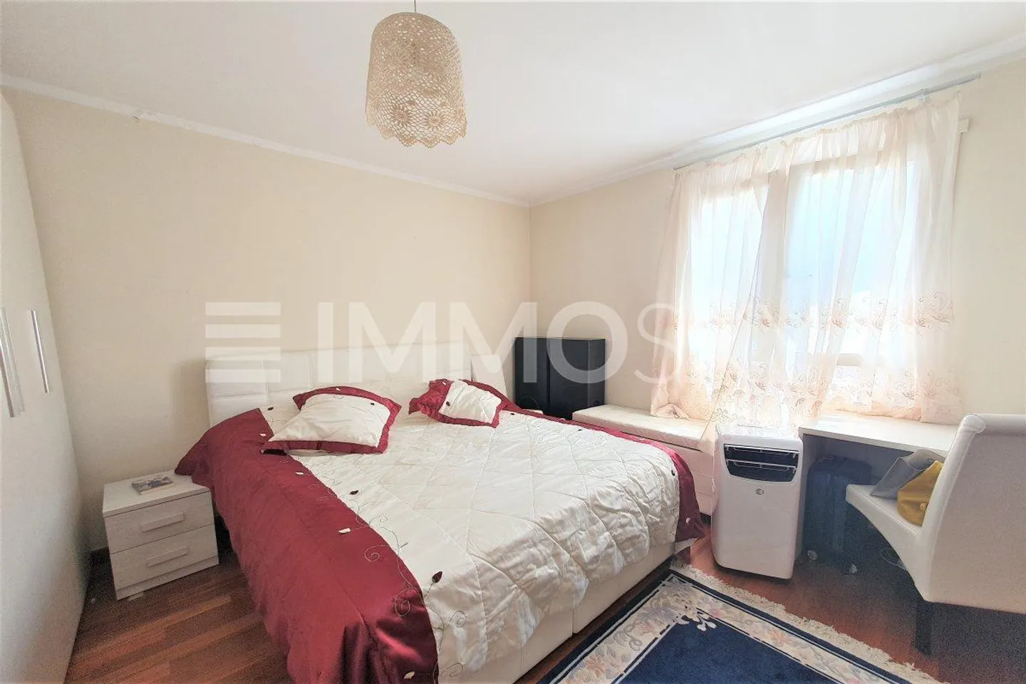 Spacious bright spaces just steps away from all amenities - Photo 5 of 5