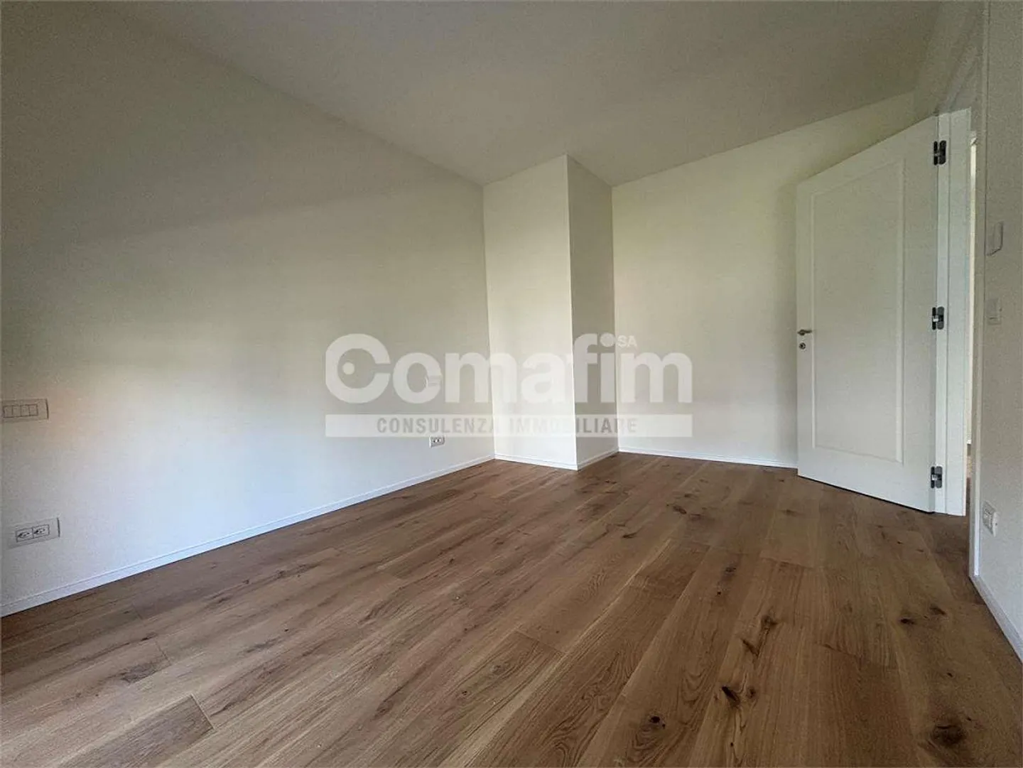 Chiasso: 2.5 rooms on the 1st floor - Modern with terrace - Photo 10 of 13