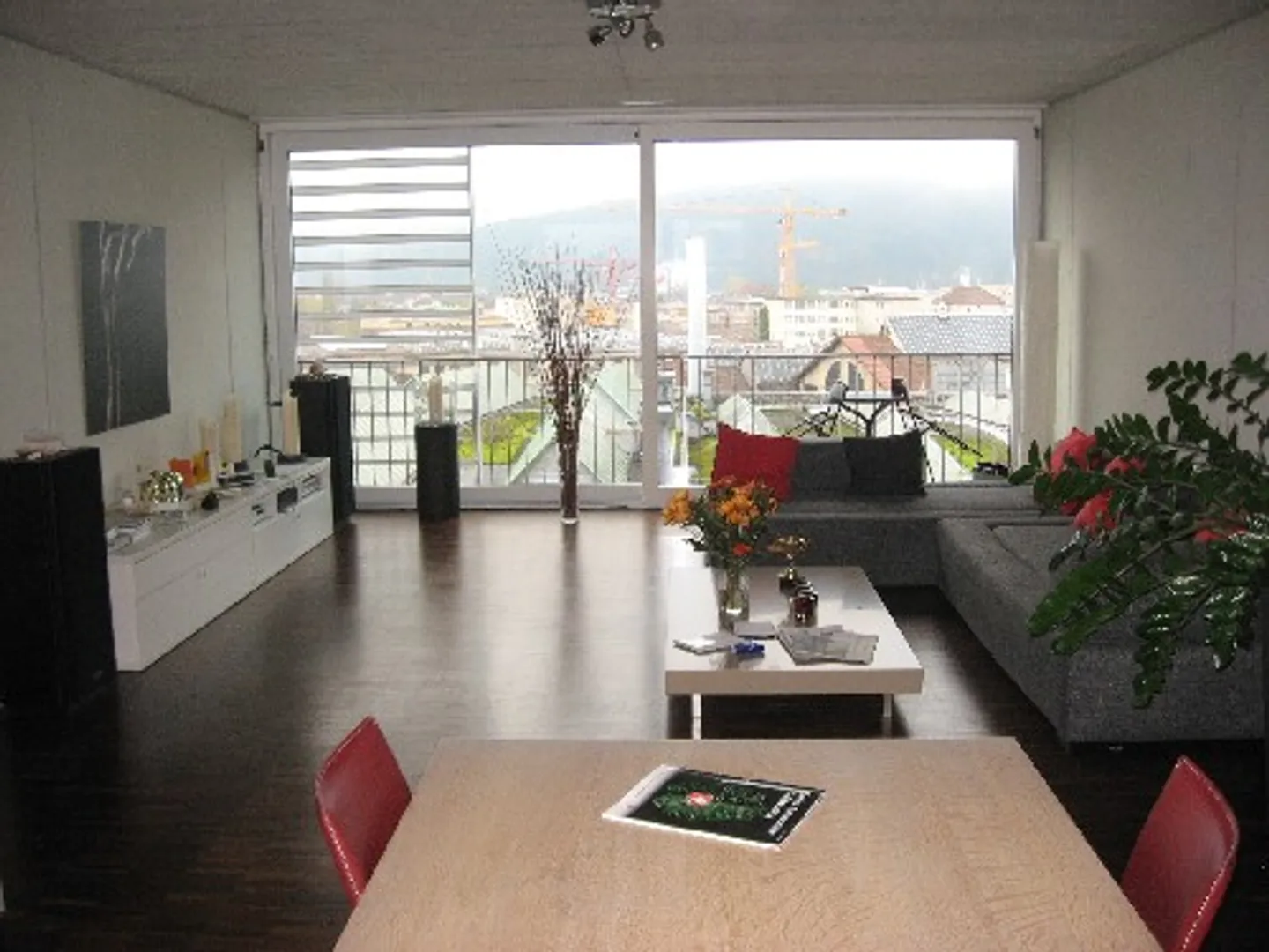 Vie moderne au cœur de Winterthur LOCATION SANS DÉPÔT - Photo 3 sur 6