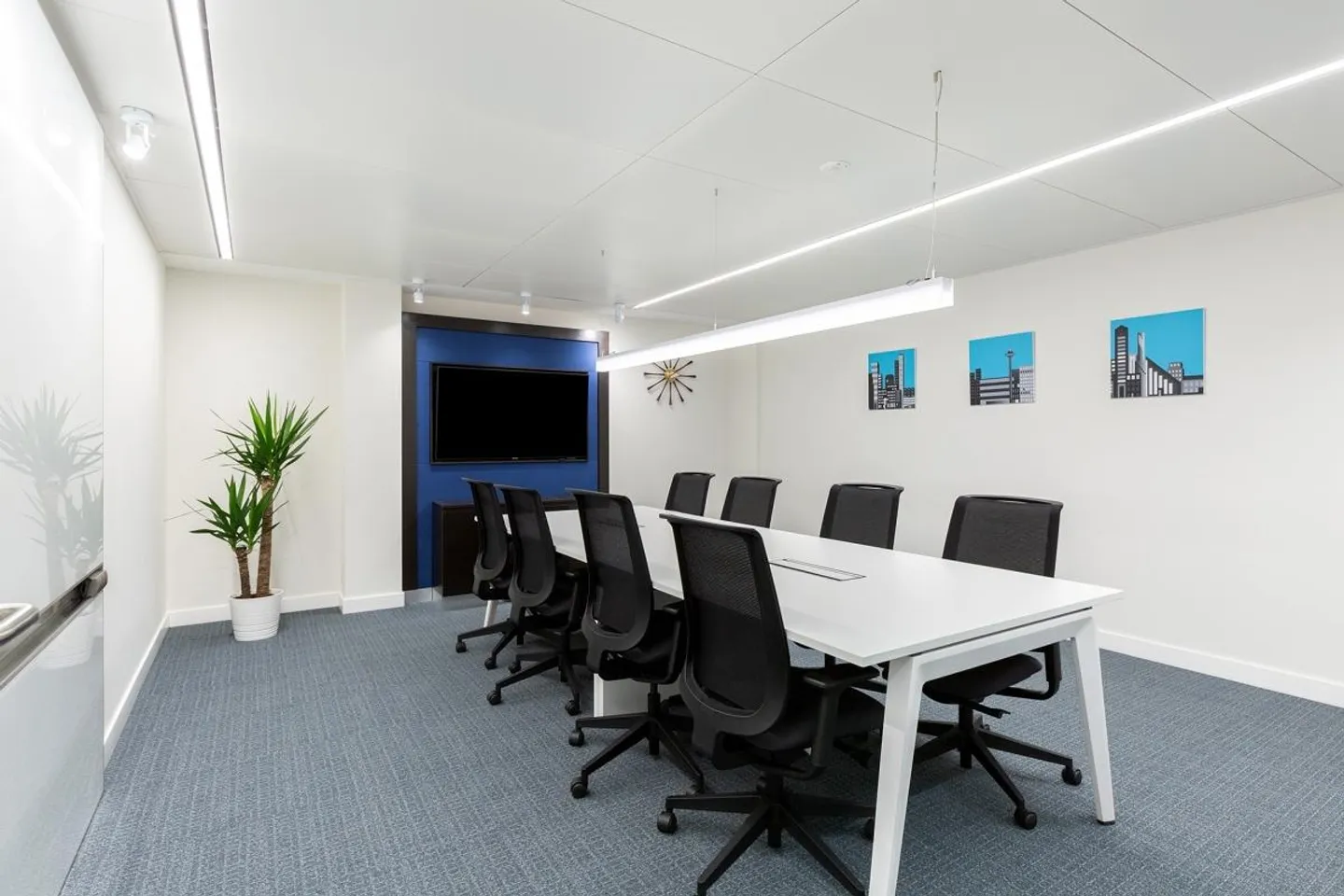 Prenota la tua scrivania presso Regus City Centre - Foto 7 di 9