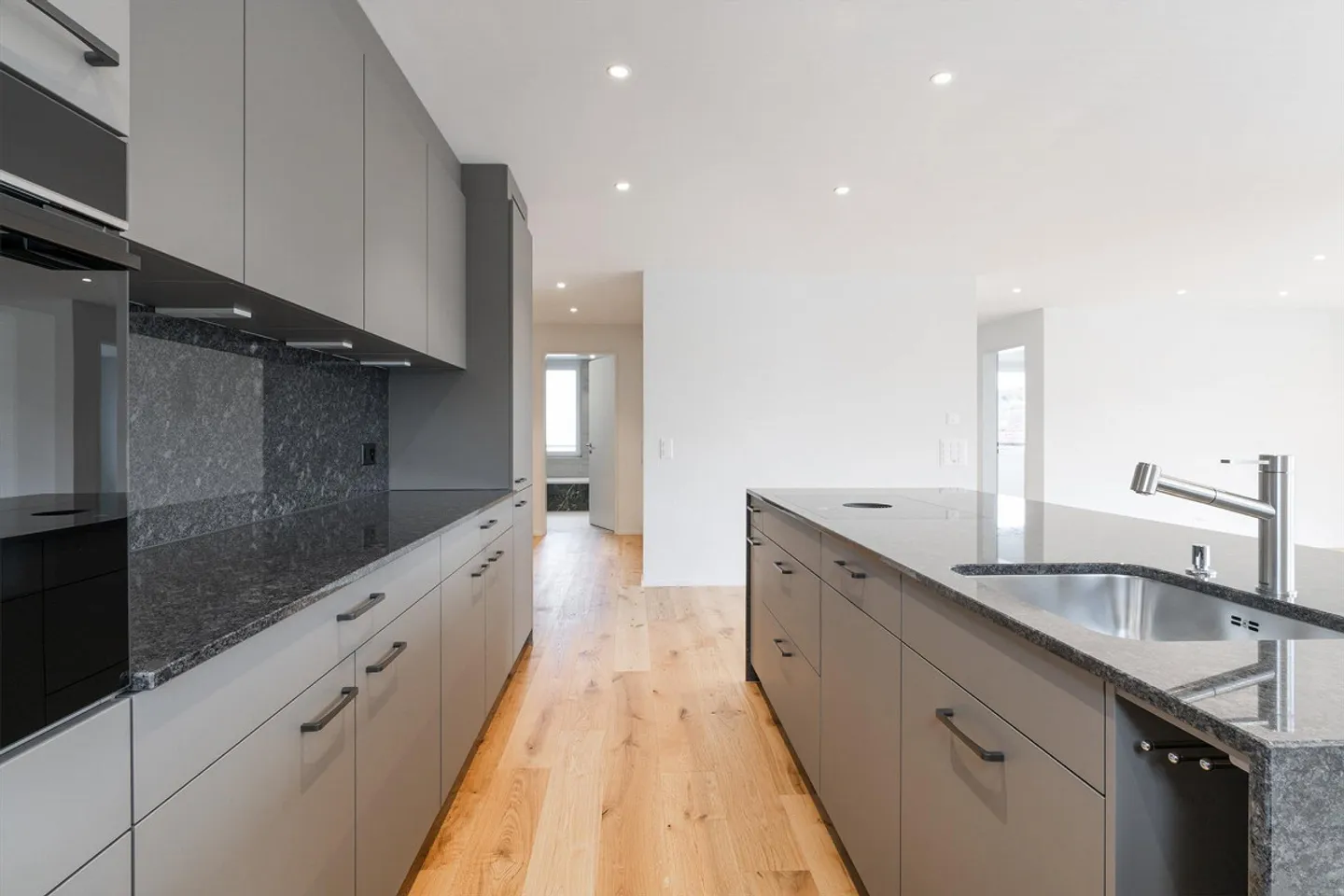 Neubau: Schöne 4.5-Zi.-Wohnung (2. OG) mit viel Wohnqualität - Foto 6 von 14