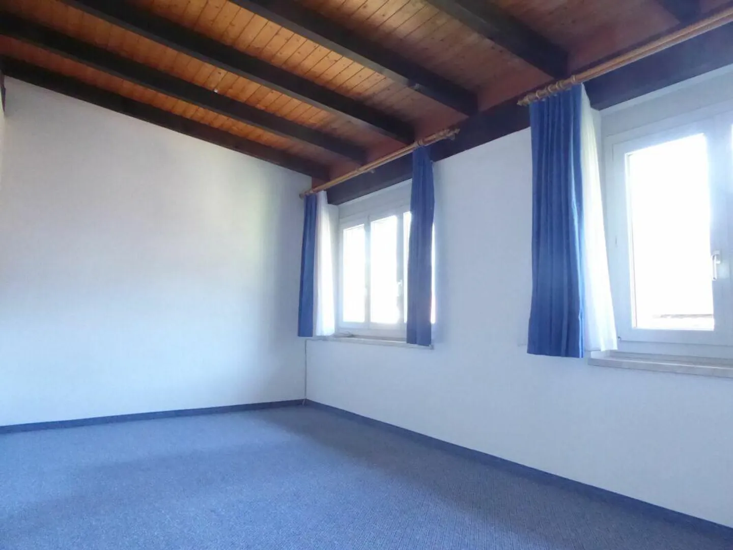 Detached 6 1/2-room single-family house in a child-friendly location - Photo 13 of 25