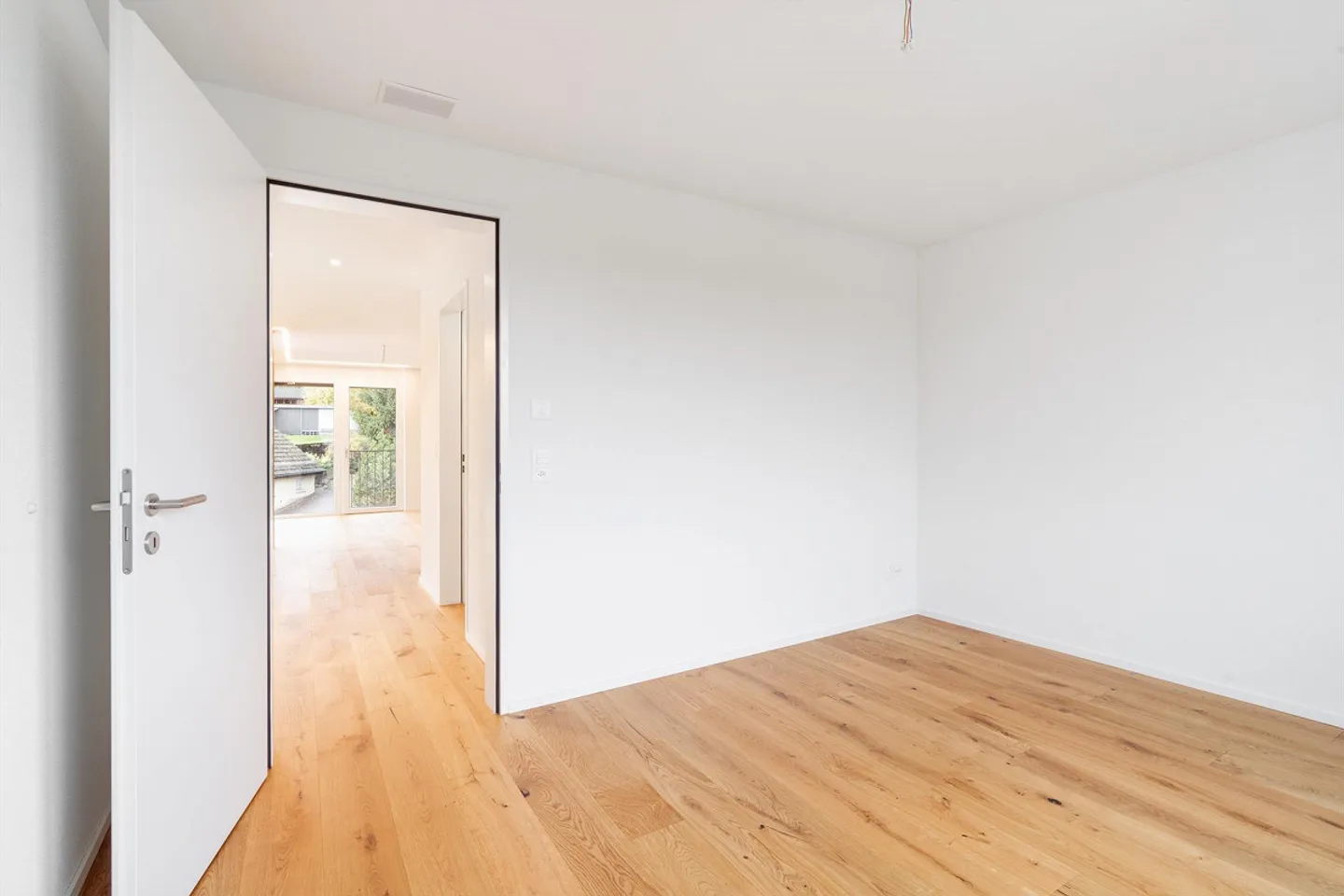 Neubau: Schöne 4.5-Zi.-Wohnung (2. OG) mit viel Wohnqualität - Foto 12 von 14