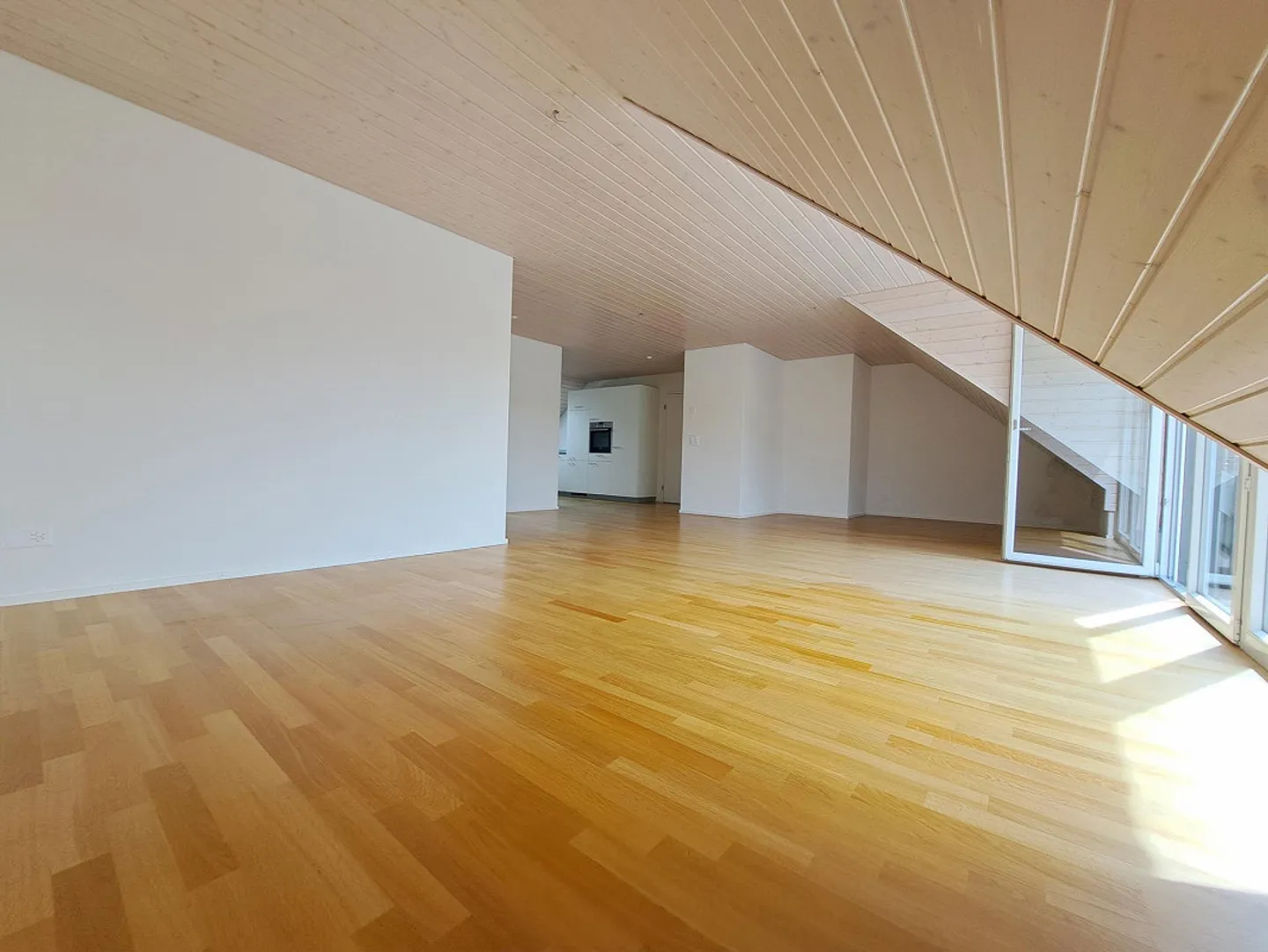 Spacious apartment for modern needs - Photo 1 of 9