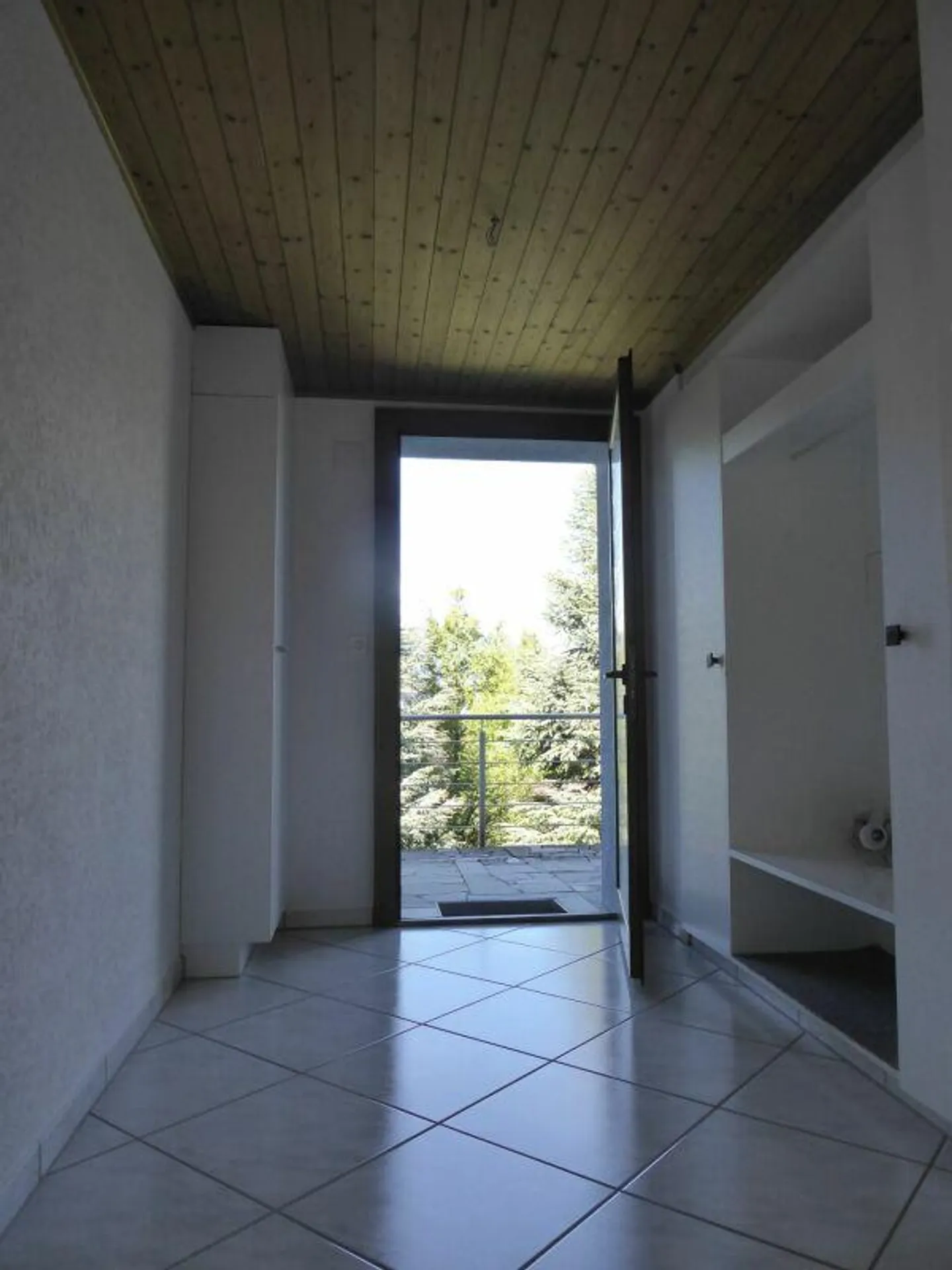 Detached 6 1/2-room single-family house in a child-friendly location - Photo 10 of 25