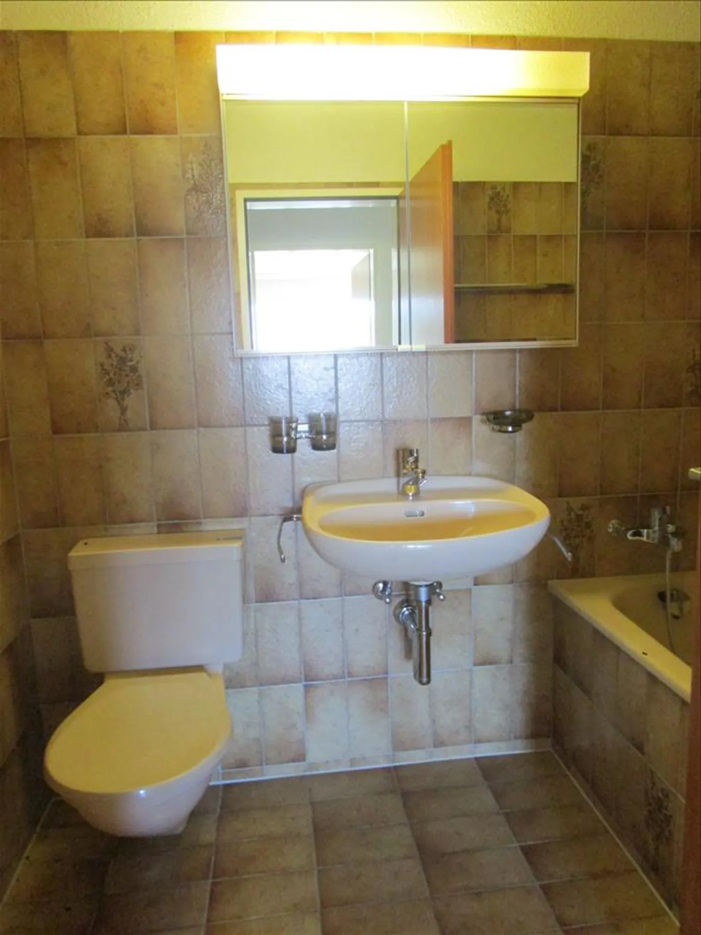 Mieten ohne Kaution - Wohnen an ruhiger Lage - Foto 3 von 7