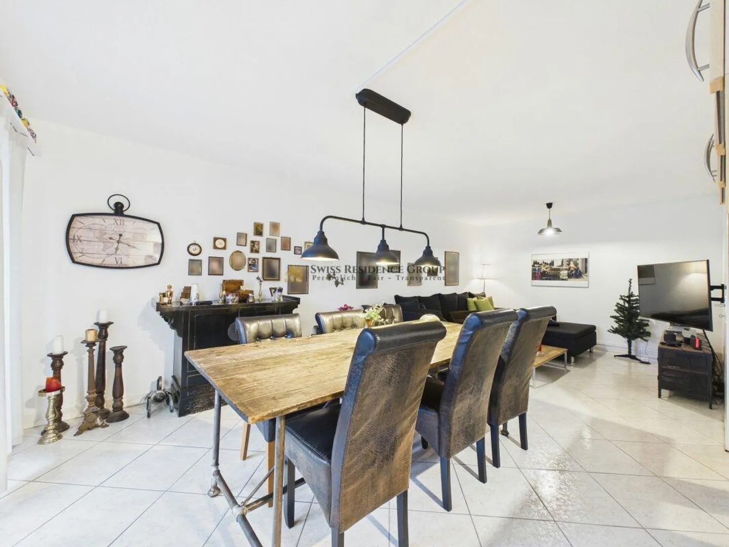 Condominium charmant avec style dans un emplacement privilégié à Pfäffikon ZH - Photo 1 sur 12
