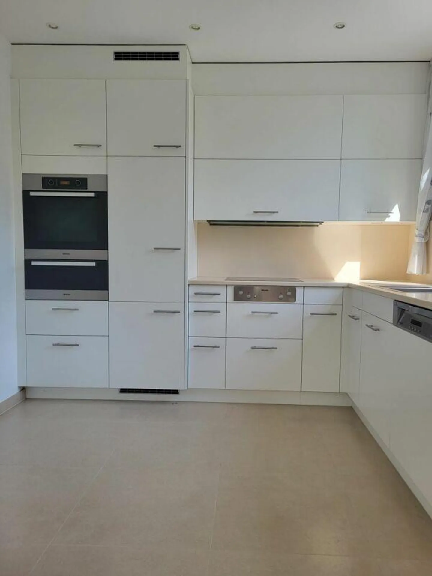Appartement de haute qualité dans le meilleur emplacement directement au golf - Photo 4 sur 23