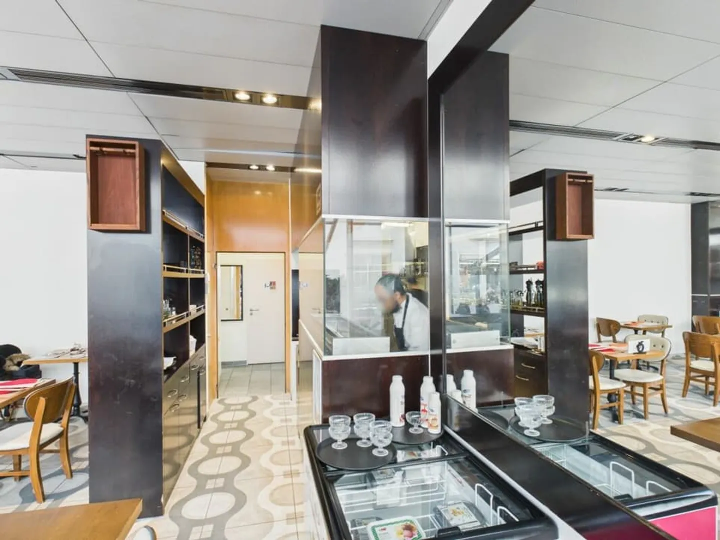 Charming Italian Restaurant - Photo 4 of 10