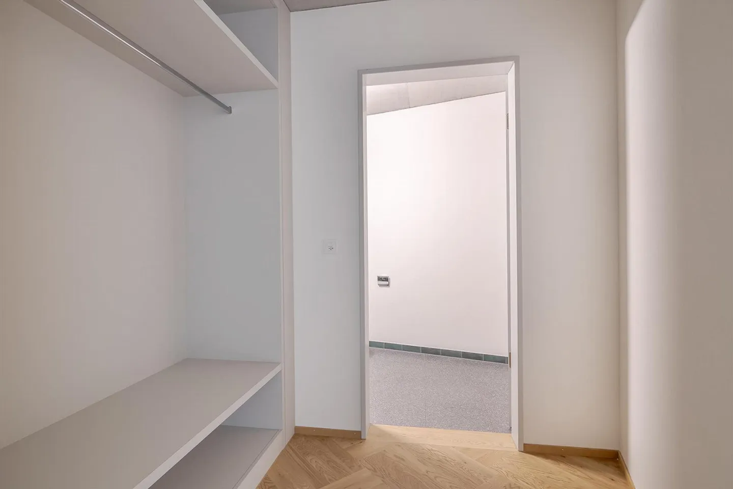 3.5 Room Apartment in Biel - Photo 4 of 13