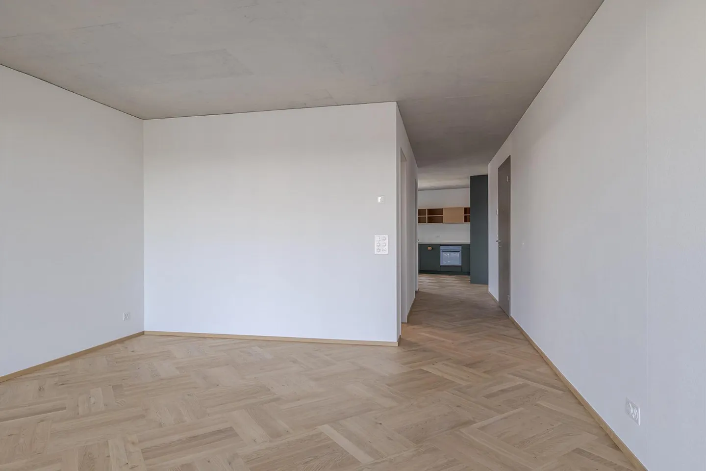 3.5 Room Apartment in Biel - Photo 8 of 13