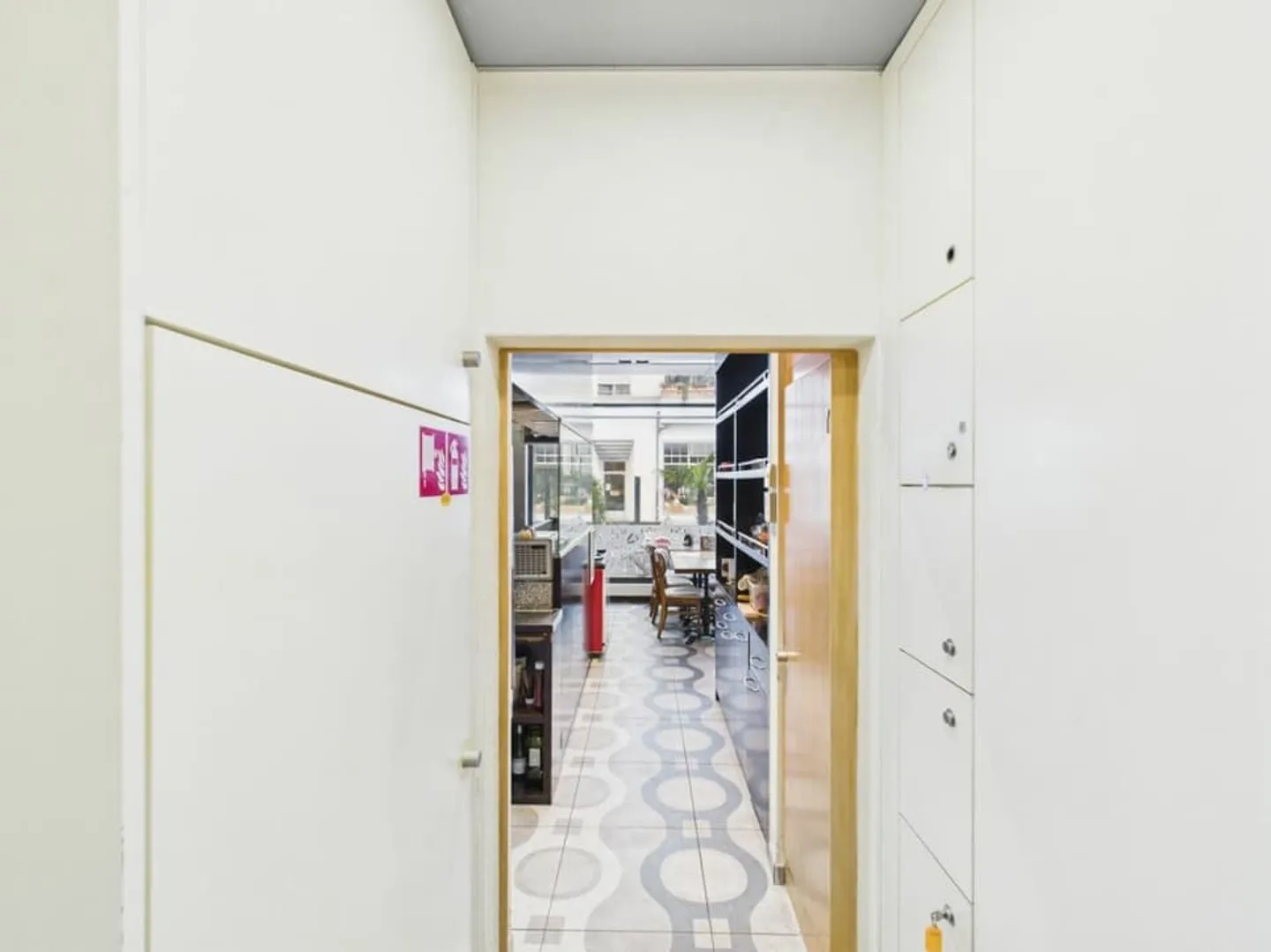 Charming Italian Restaurant - Photo 9 of 10