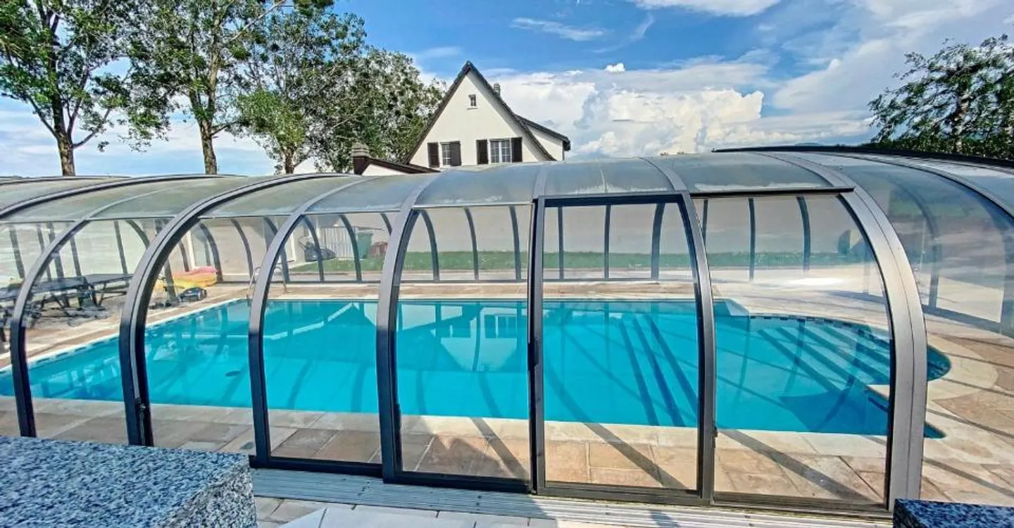 Edificio redditizio a Marly - 3 appartamenti con piscina - Foto 7 di 9