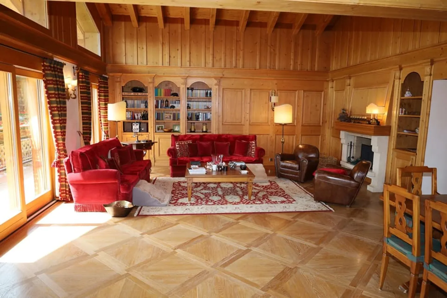 Wunderschöne Penthouse-Wohnung mit 5,5 Zimmern in Crans-Montana - Foto 1 von 13