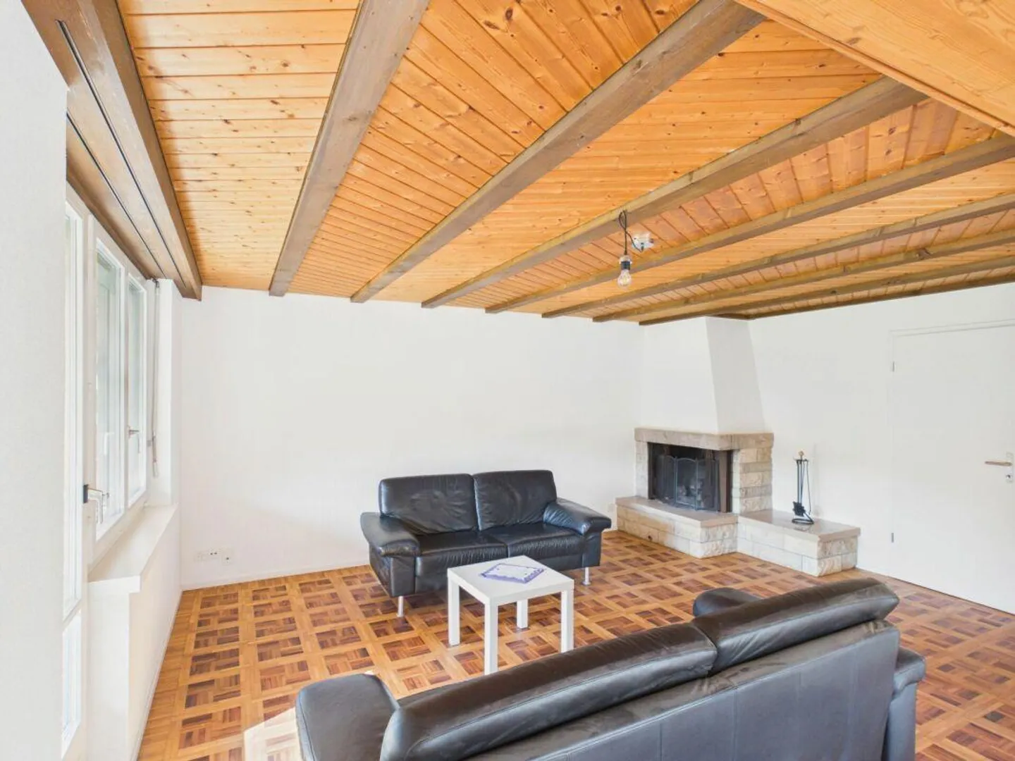 Geräumiges Familienhaus in Lichtensteig - Foto 3 von 20
