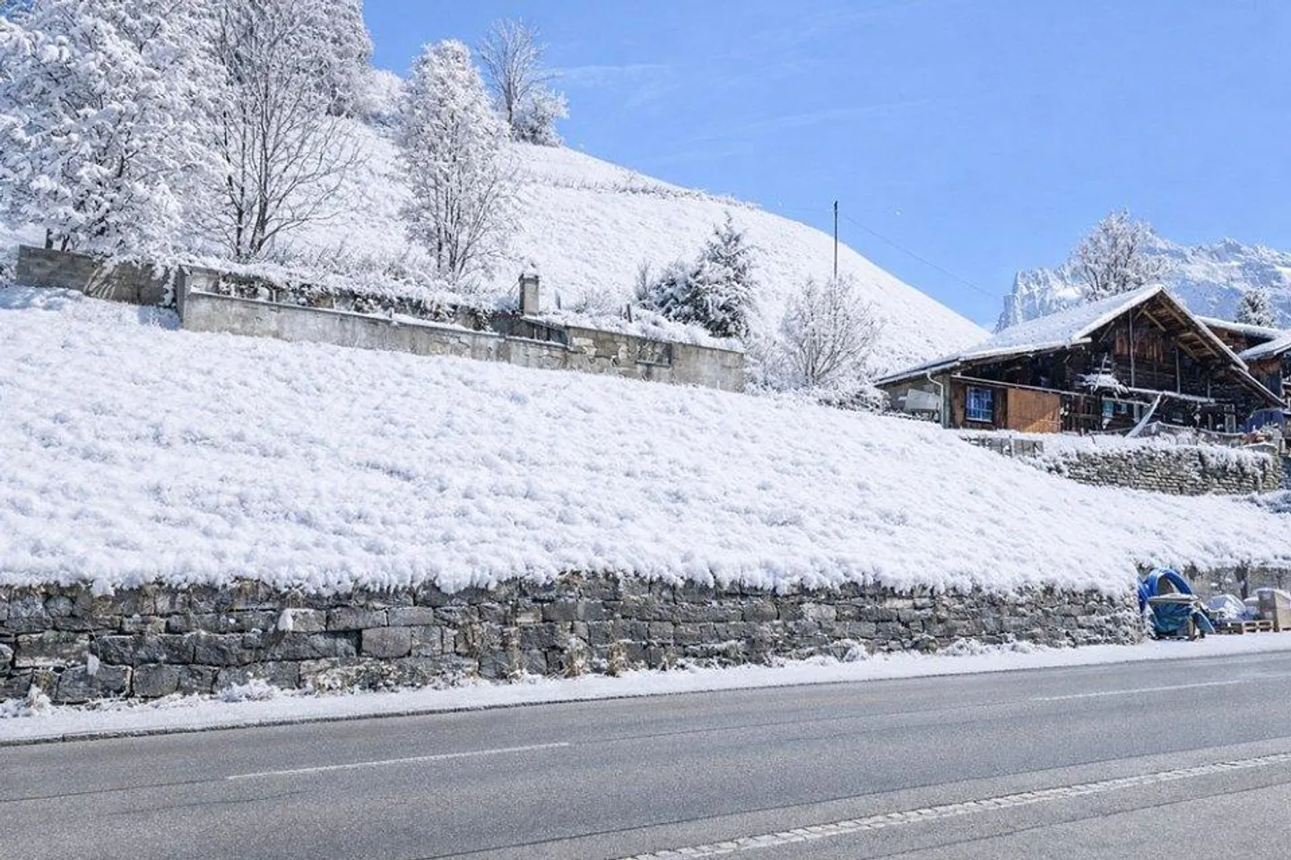 Terreno edificabile con vista spettacolare - Foto 3 di 4