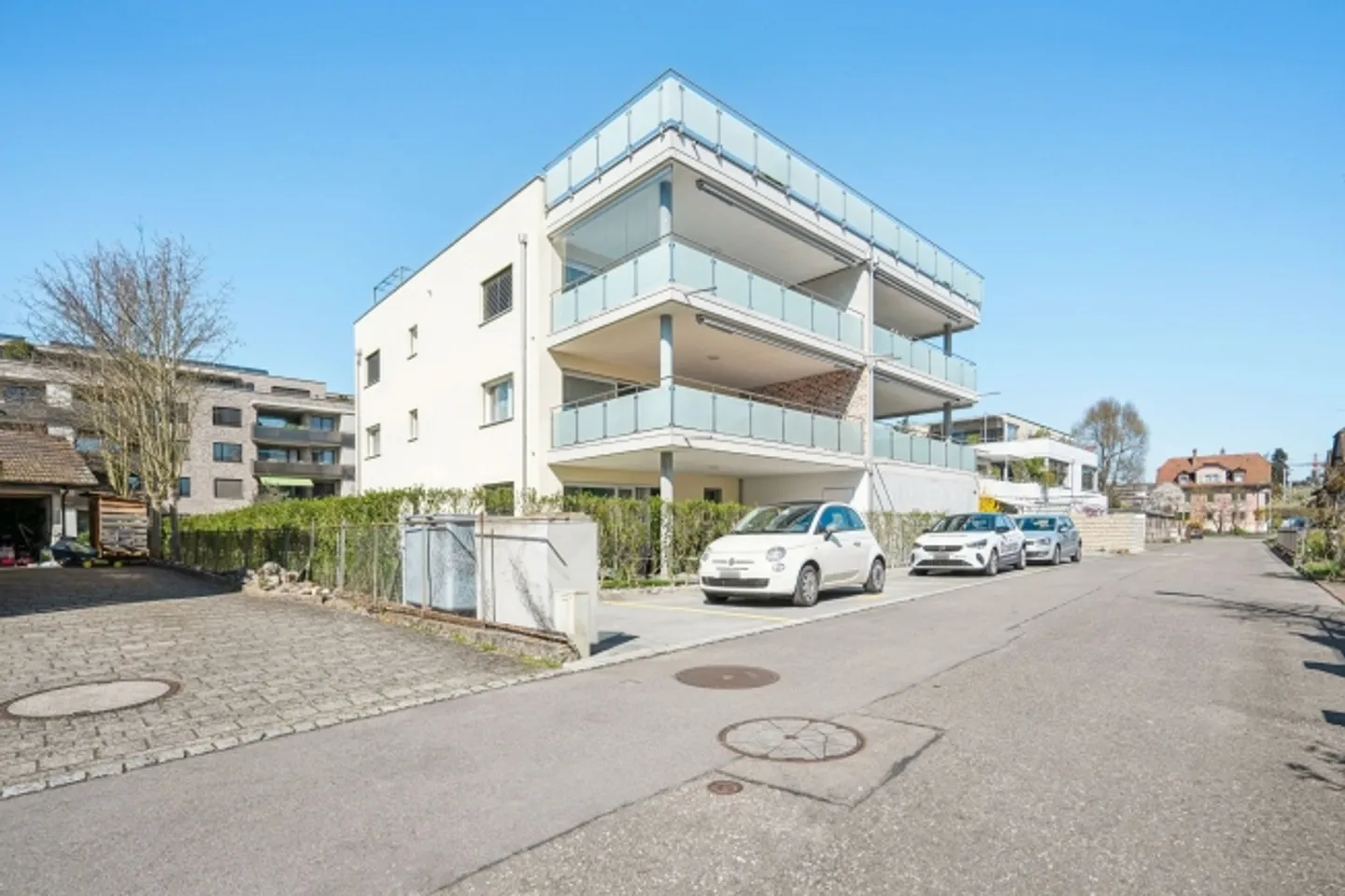 Modern 3.5-room apartment in Wohlen - Photo 1 of 13