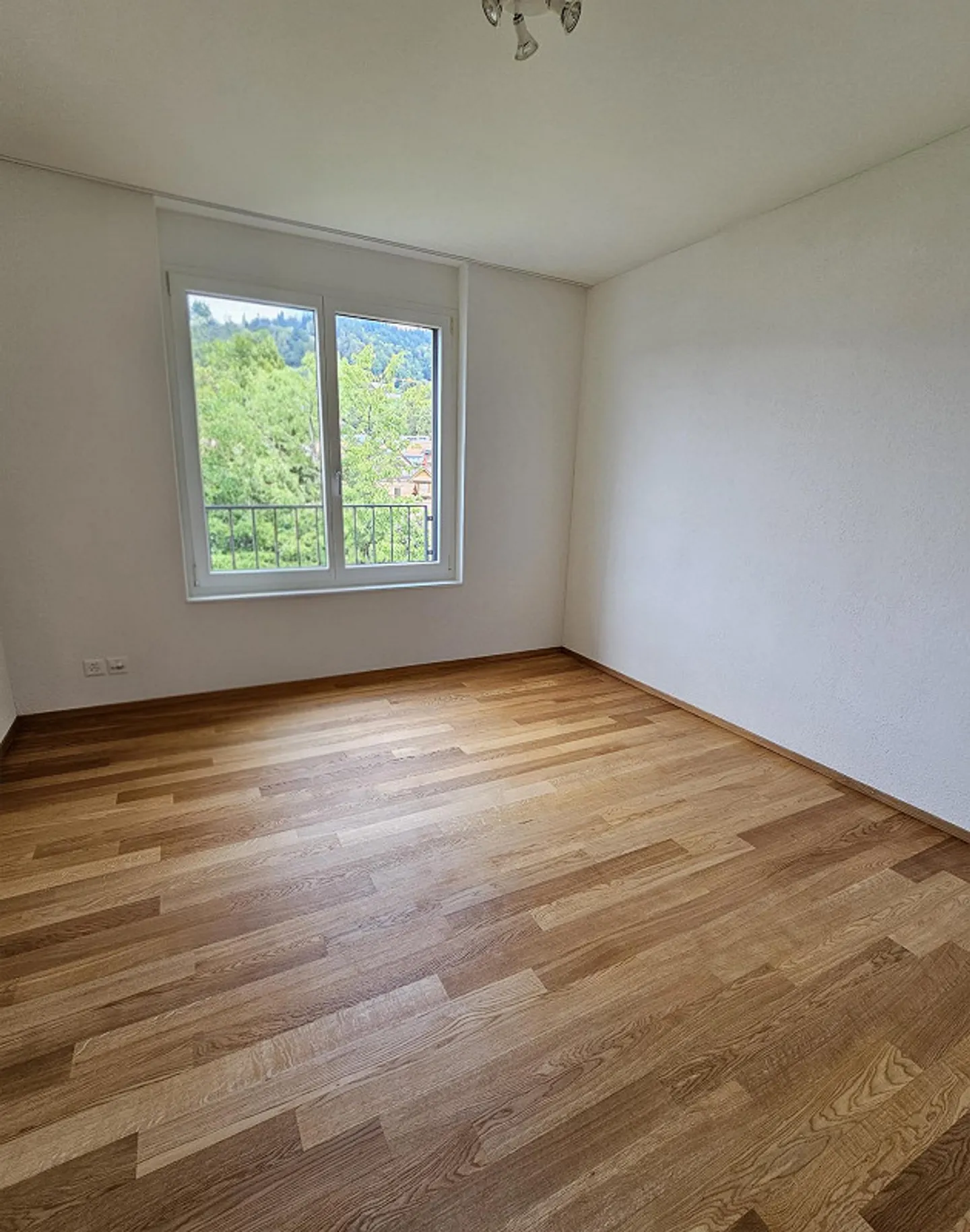 Moderne 4½-Zimmer-Wohnung in zentraler Lage - Foto 14 von 17