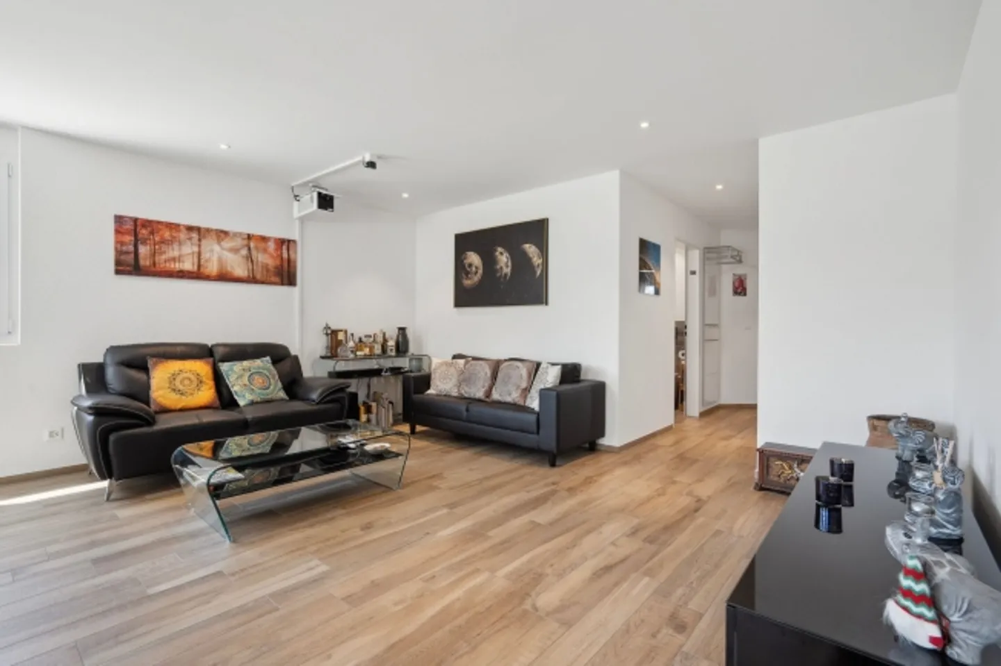 Modern 3.5-room apartment in Wohlen - Photo 4 of 13