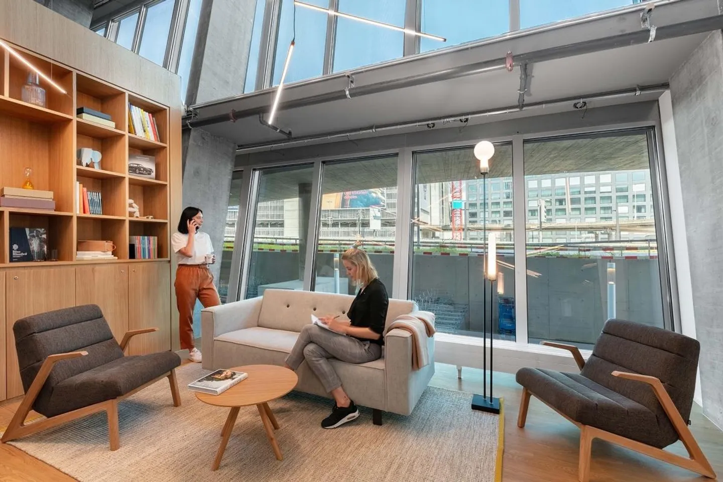 Accesso continuo a spazi per uffici di design per 1 persona in Spaces The Circle 6 - Foto 3 di 11