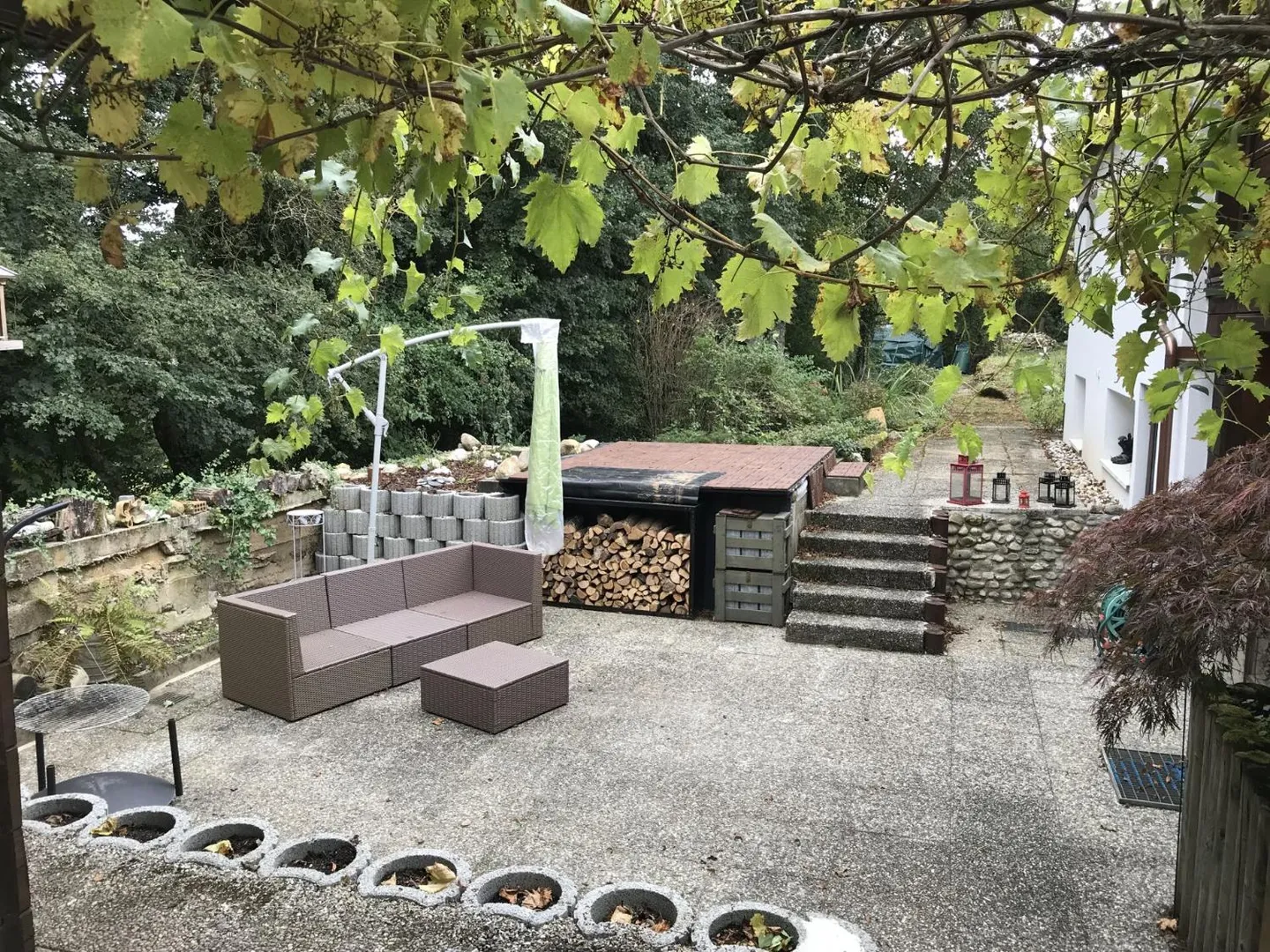 Villa 4 camere - Foto 1 di 9