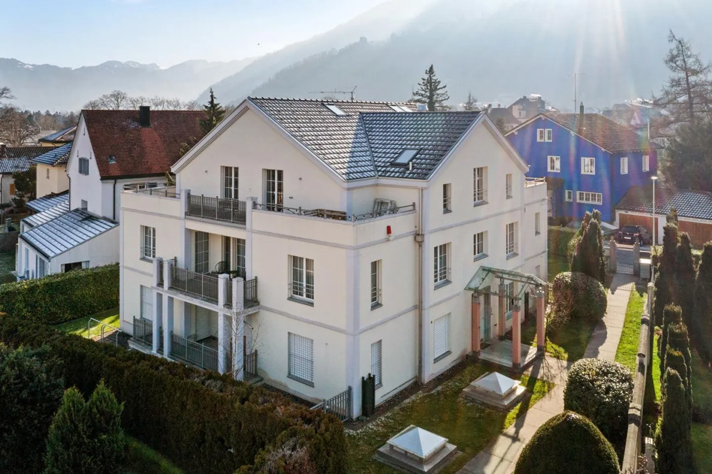 Appartement au rez-de-chaussée de 190 m2 avec jardin de 265 m2 à usage exclusif - Photo 1 sur 5