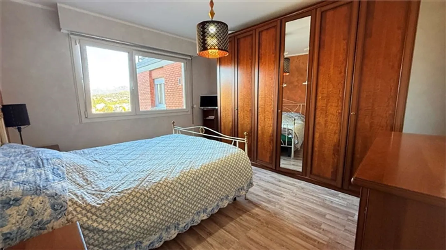 «3,5-Zimmer-Wohnung mit Terrasse und Seeblick – großes Potenzial in Paradiso» - Foto 6 von 15