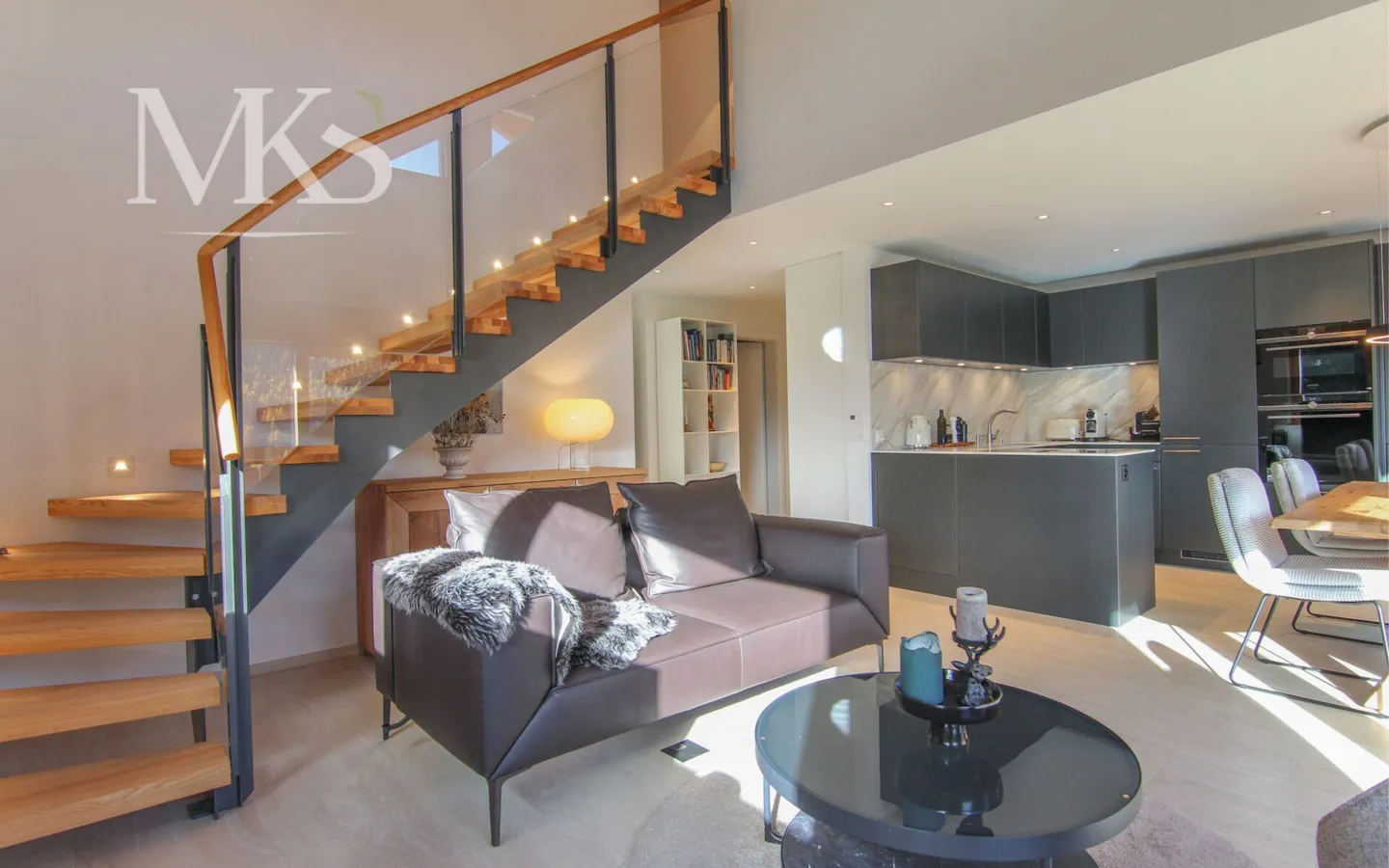 Superbe appartement en duplex à vendre à Goms - Photo 3 sur 26