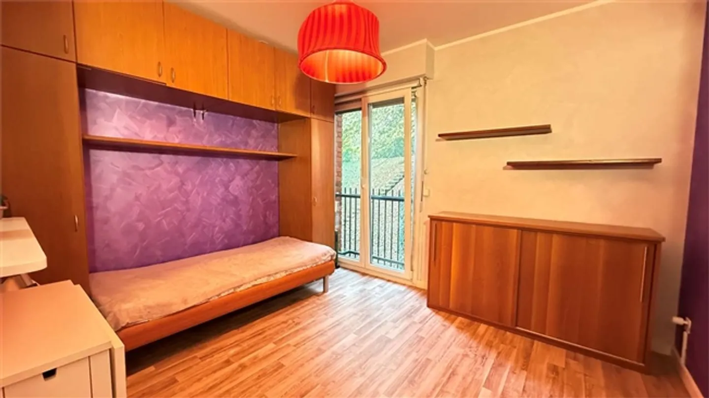 «3,5-Zimmer-Wohnung mit Terrasse und Seeblick – großes Potenzial in Paradiso» - Foto 8 von 15
