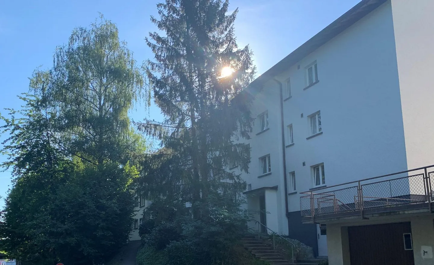 Appartamento 3 locali in una proprietà ben tenuta - Foto 1 di 7