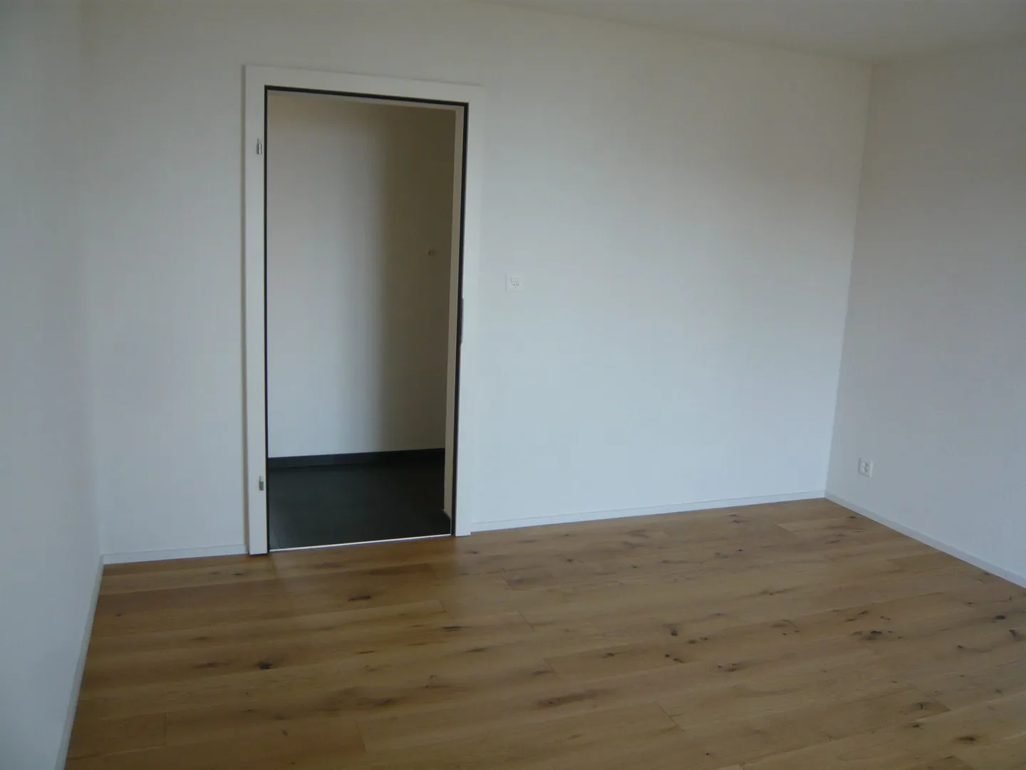 Komplett renovierte 3.5 Zimmerwohnung - Foto 8 von 14