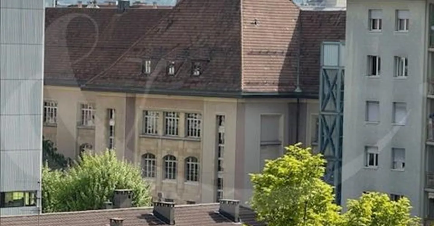 Mischgenutztes Gebäude mieten - Foto 1 von 3