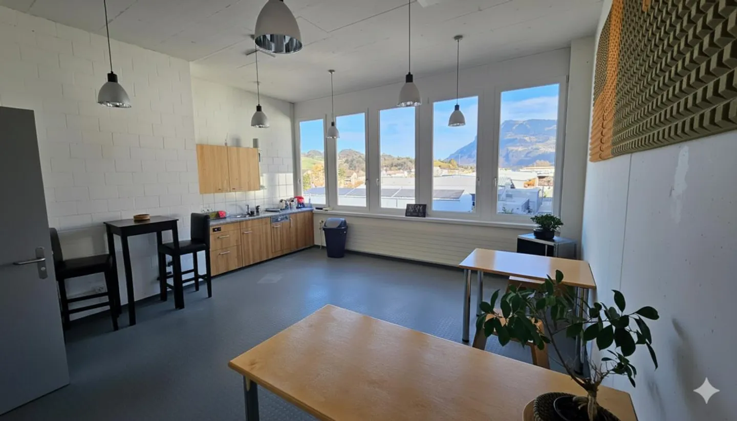 Furnished and bright workspaces for rent in Trübbach - flexible... - Photo 6 of 10