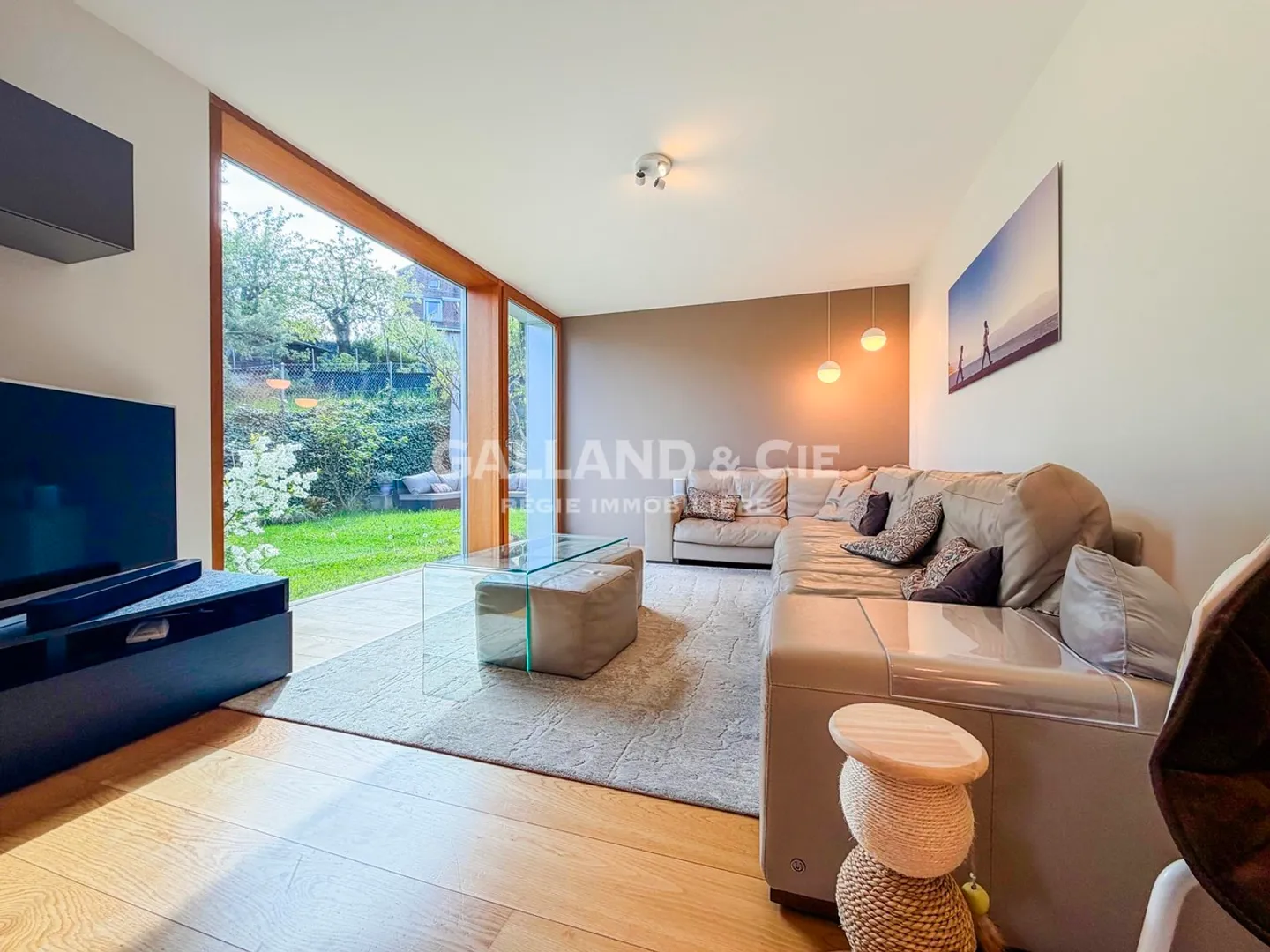 4.5 Room Apartment - Photo 1 of 14