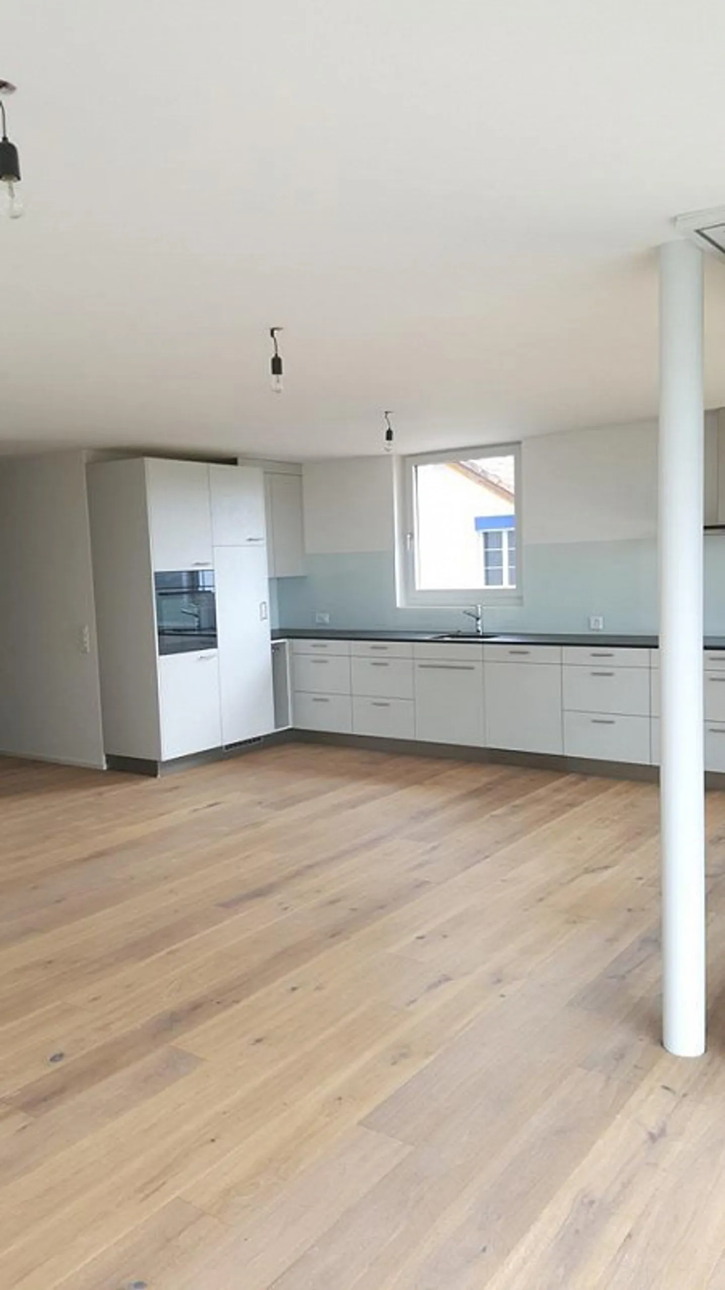 Vivre dans le vert : Appartement moderne de 3,5 pièces à Bettwil - Photo 3 sur 9