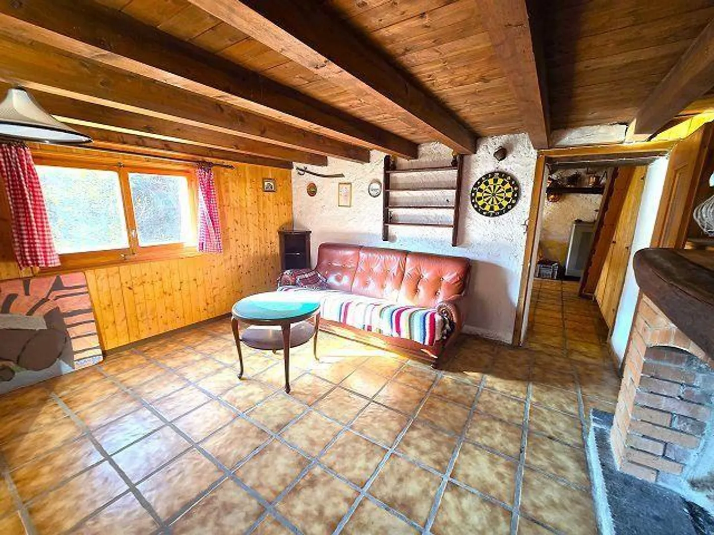 Rustico 3 1/2 locali in posizione isolata nella natura con molto terreno - Foto 2 di 32