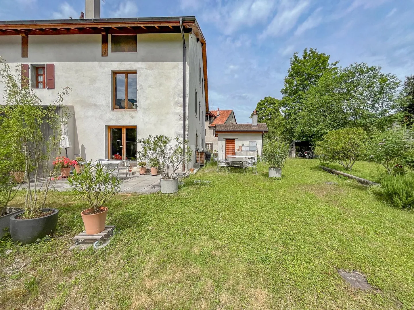 Bella casa a schiera nel cuore di Troinex - Foto 1 di 5