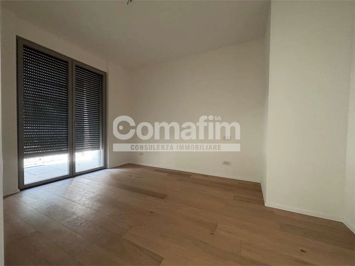 Chiasso: 2.5 rooms on the ground floor with terrace and garden - Photo 6 of 13