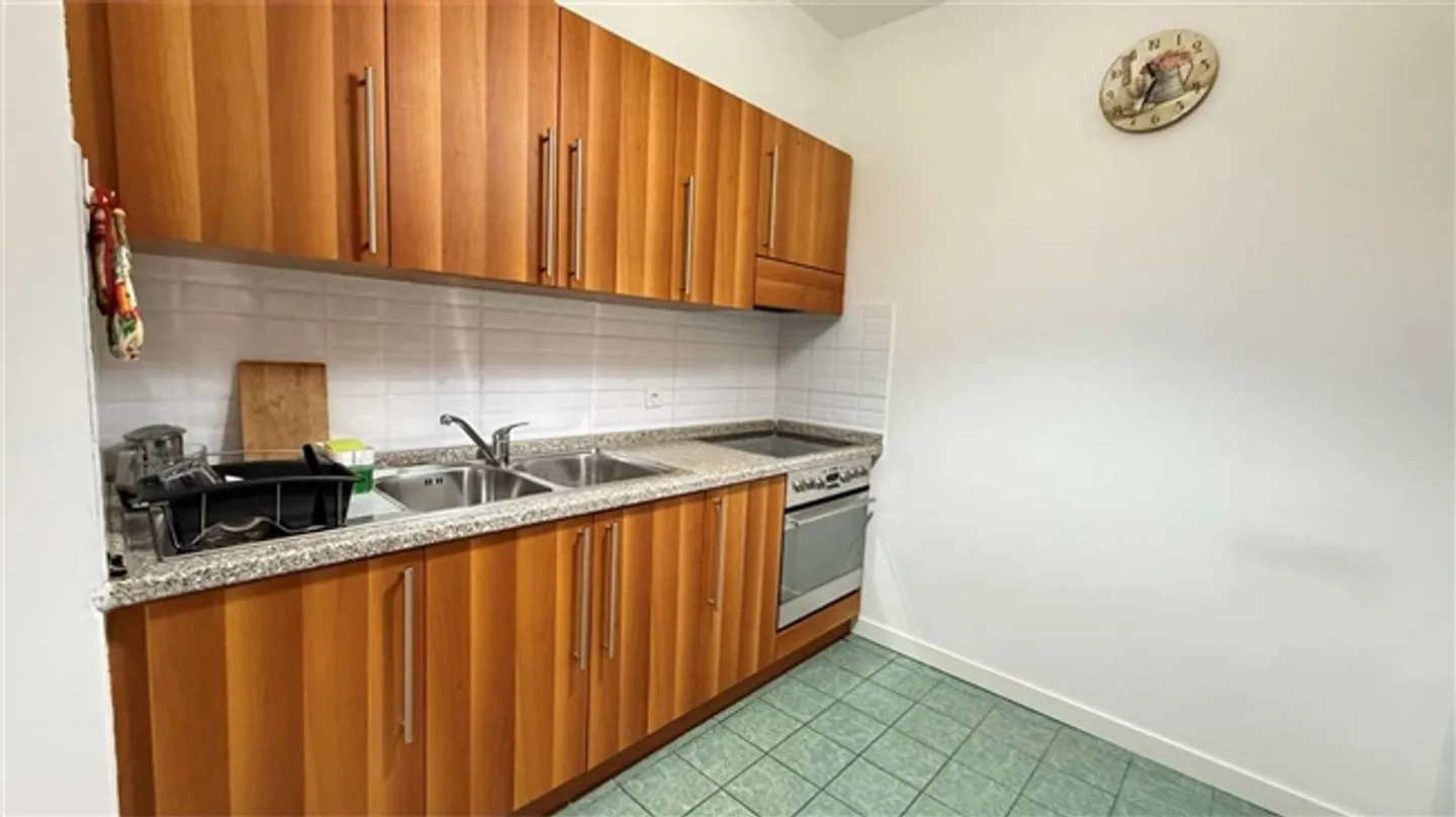 «3,5-Zimmer-Wohnung mit Terrasse und Seeblick – großes Potenzial in Paradiso» - Foto 11 von 15