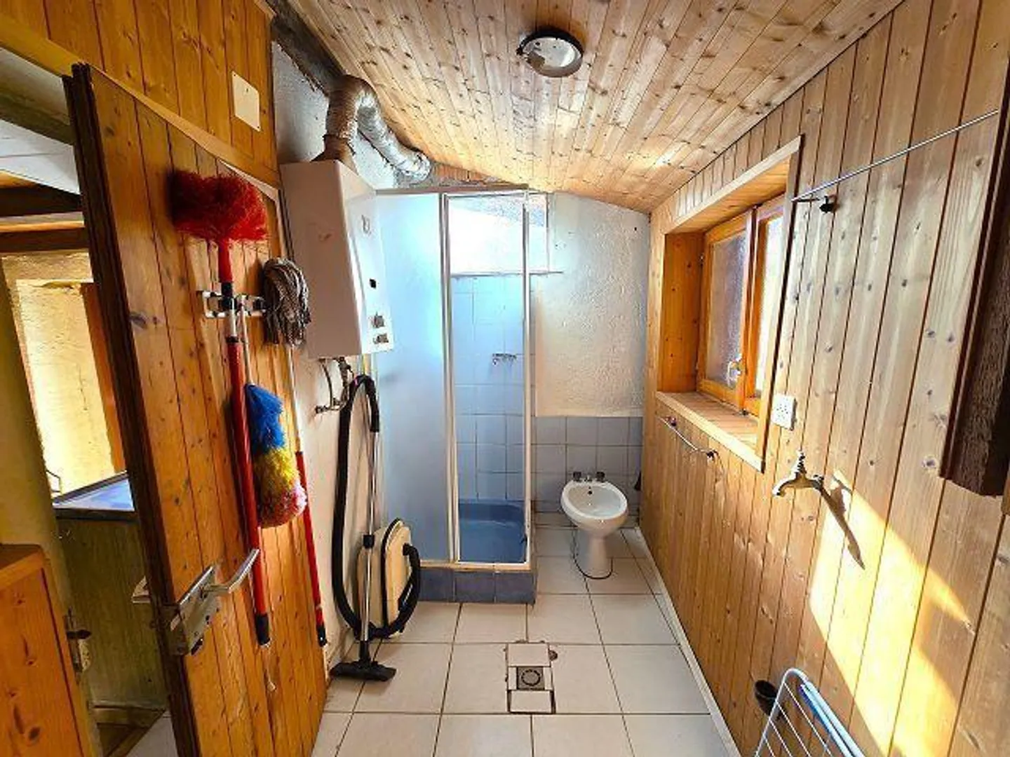 Rustico 3 1/2 locali in posizione isolata nella natura con molto terreno - Foto 15 di 32