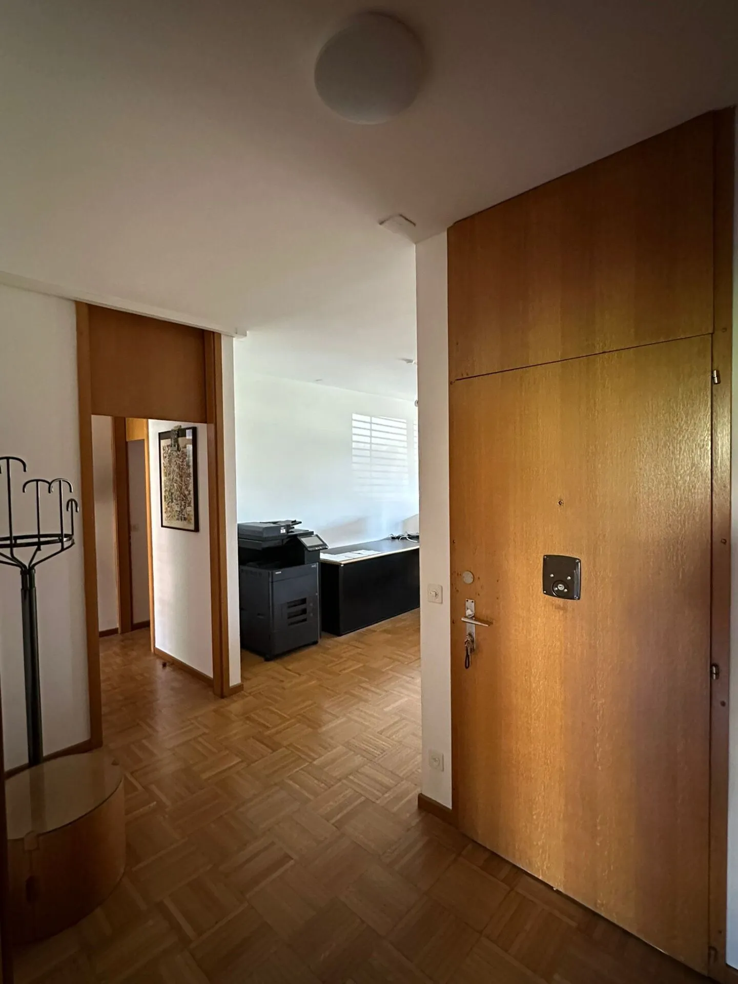 office of 4.5 rooms - Photo 2 of 7