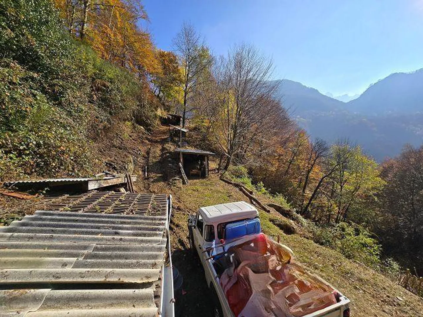 Rustico 3 1/2 locali in posizione isolata nella natura con molto terreno - Foto 20 di 32