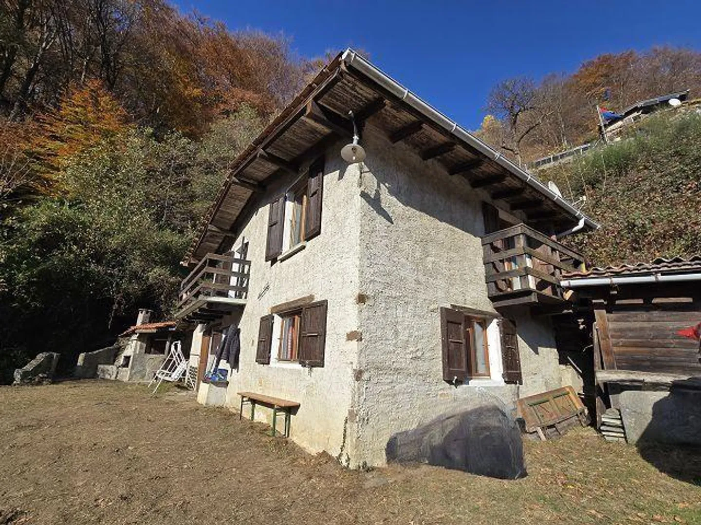 Rustico 3 1/2 locali in posizione isolata nella natura con molto terreno - Foto 27 di 32