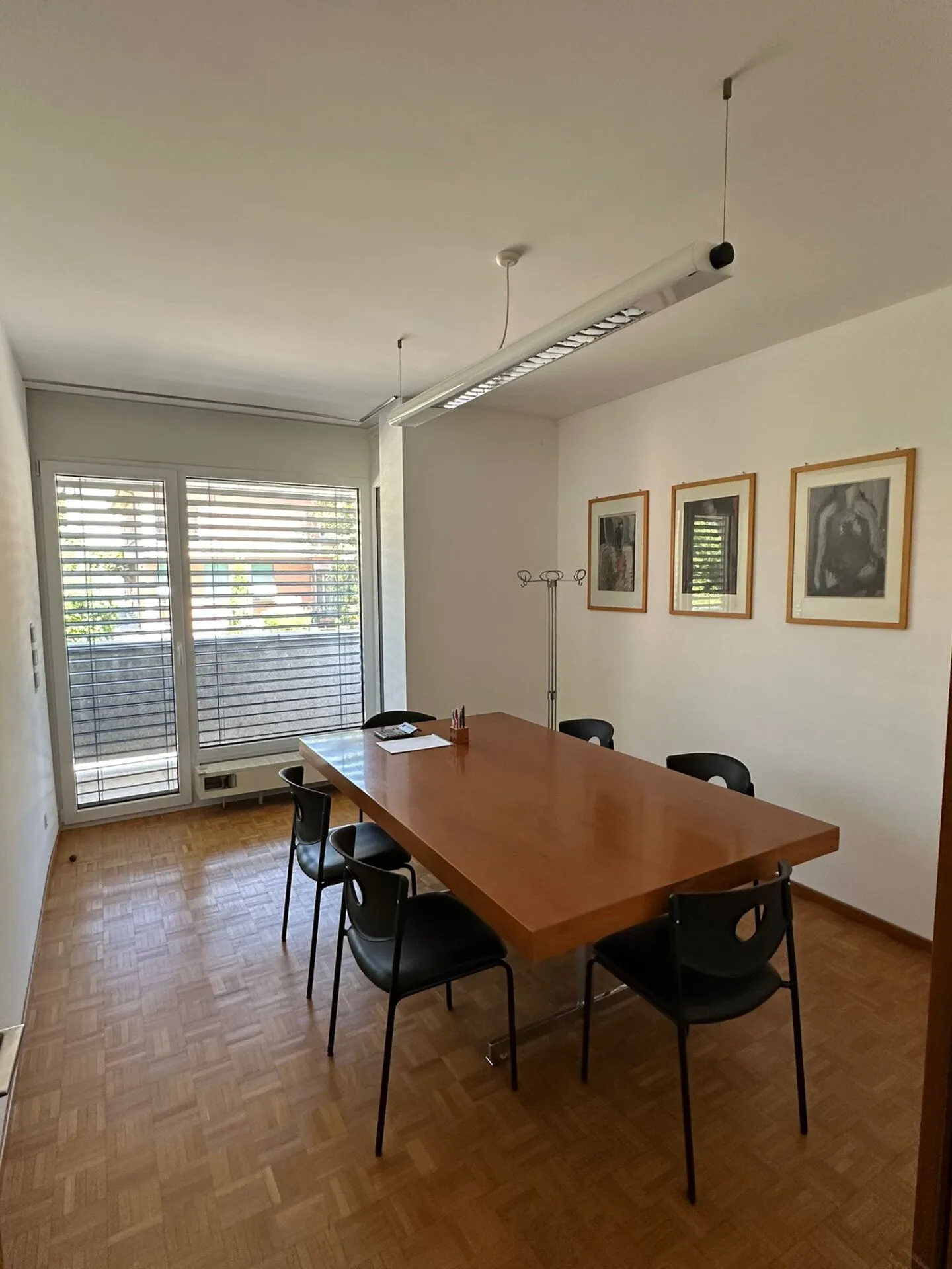 office of 4.5 rooms - Photo 5 of 7