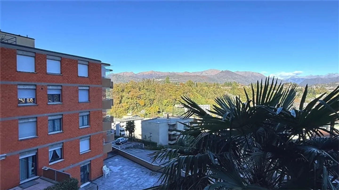 «3,5-Zimmer-Wohnung mit Terrasse und Seeblick – großes Potenzial in Paradiso» - Foto 15 von 15