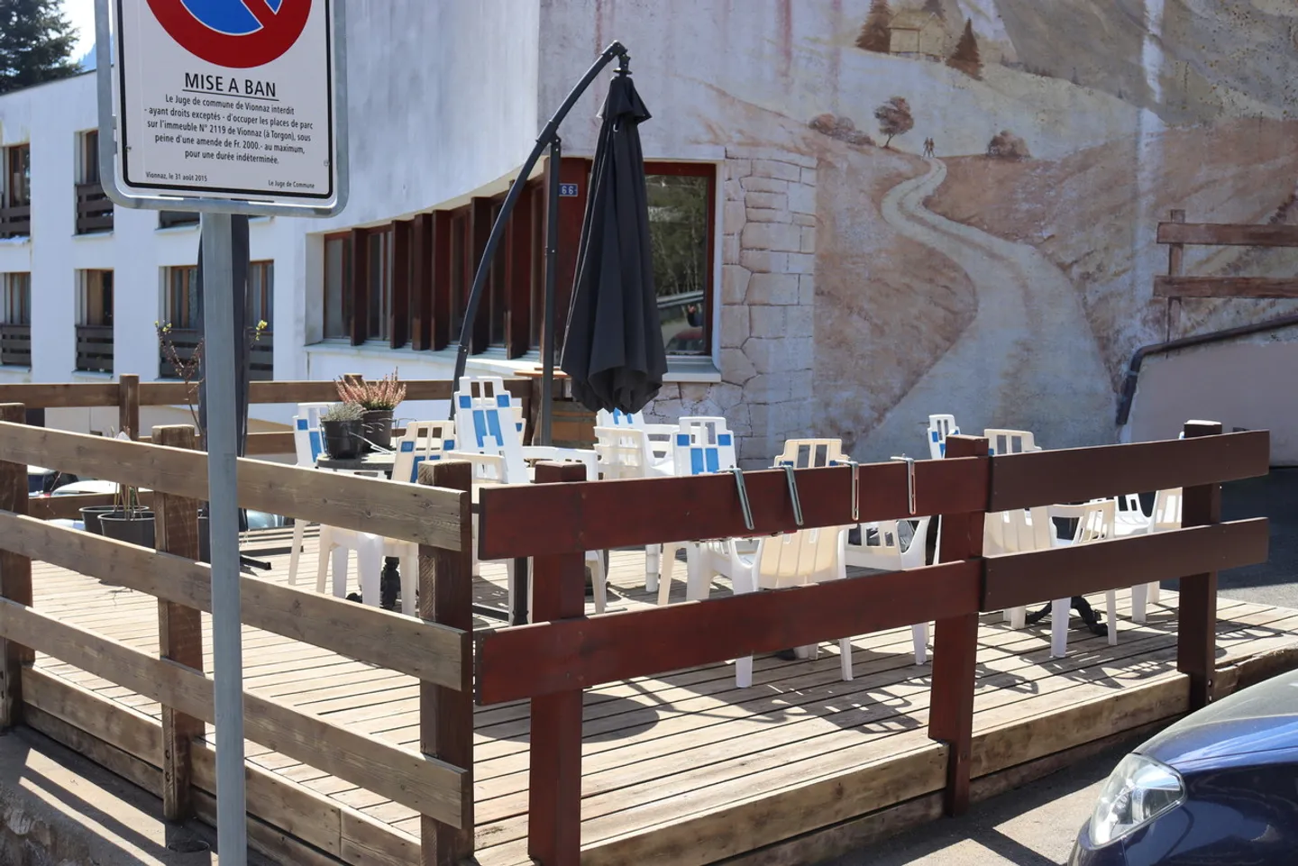 Stilvolle 2.5-Zimmer-Wohnung mit Balkon & 2 Einstellhallenplätzen! - Foto 10 di 10