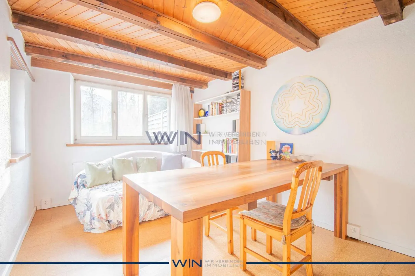 The Key to Happiness: Your New Address - Photo 5 of 12