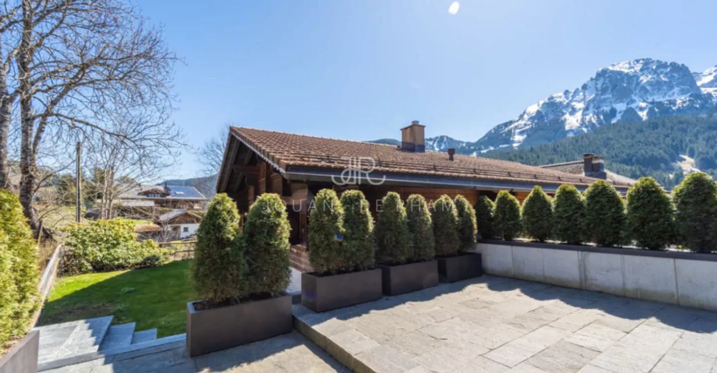 Historic chalet in the heart of the village - Photo 7 of 7